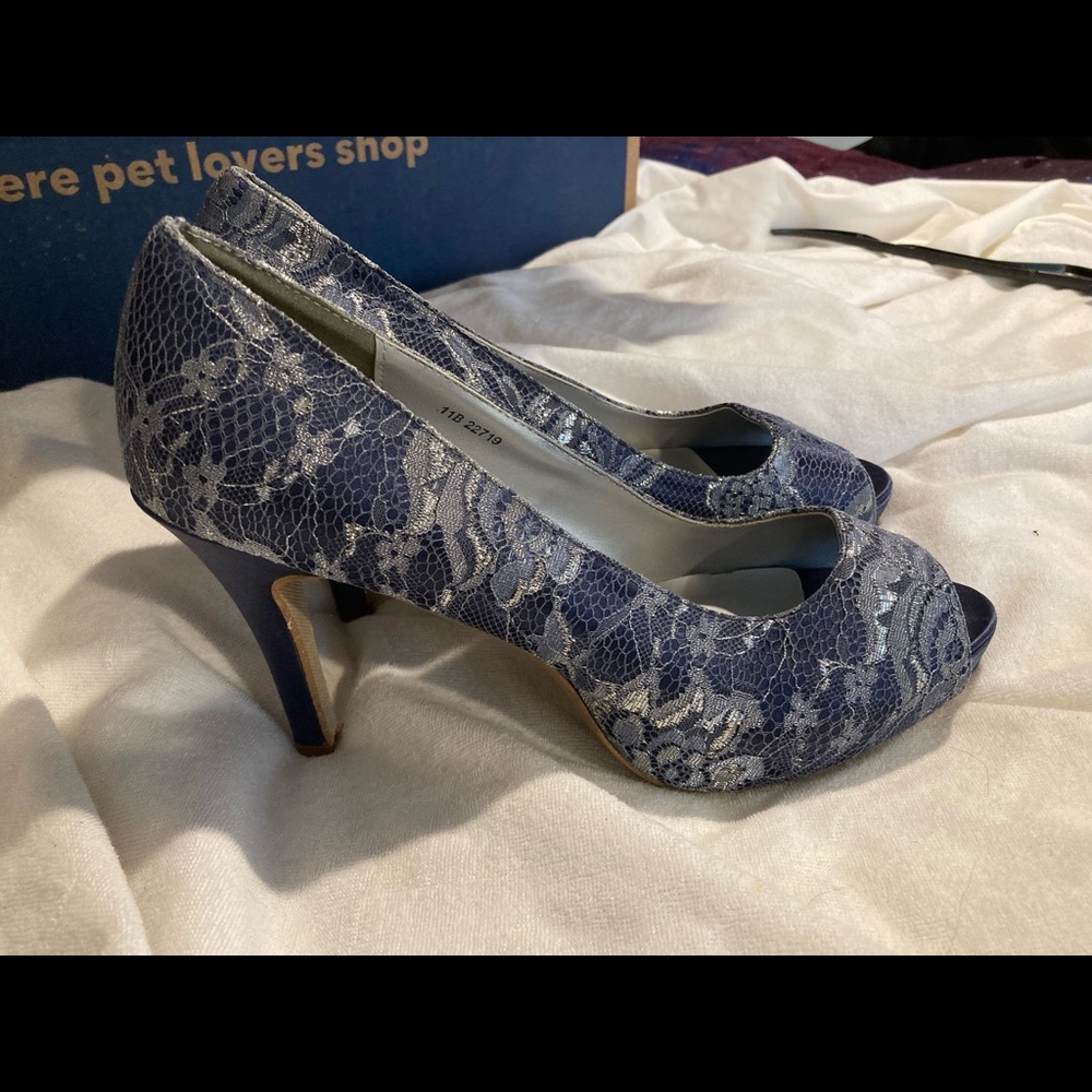 BEAUTIFUL DRESS SHOES